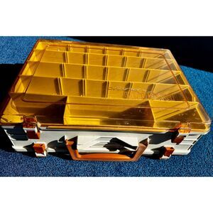 Vintage MAGNUM By PLANO Double Sided Fishing Tackle Box 1126 Read Detail: